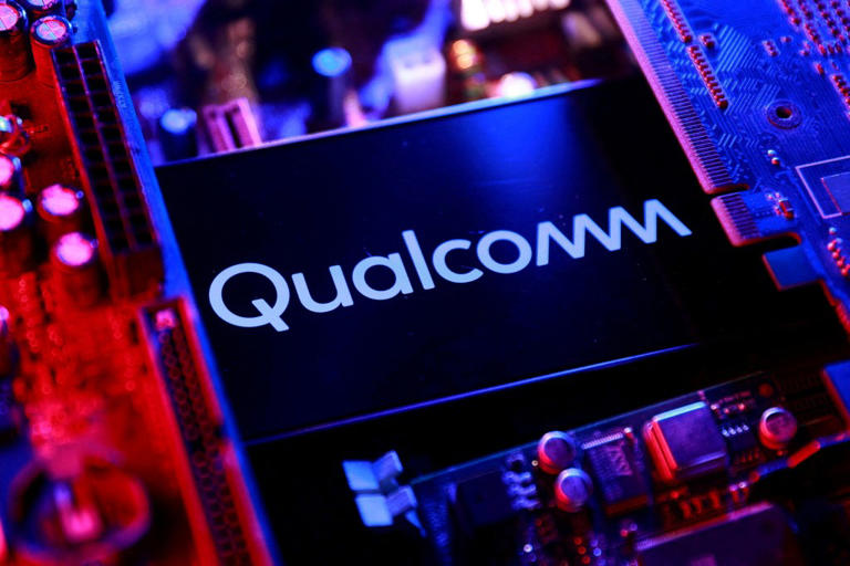 Qualcomm shares jump 11% as chip giant unveils new AI chips to rival ...