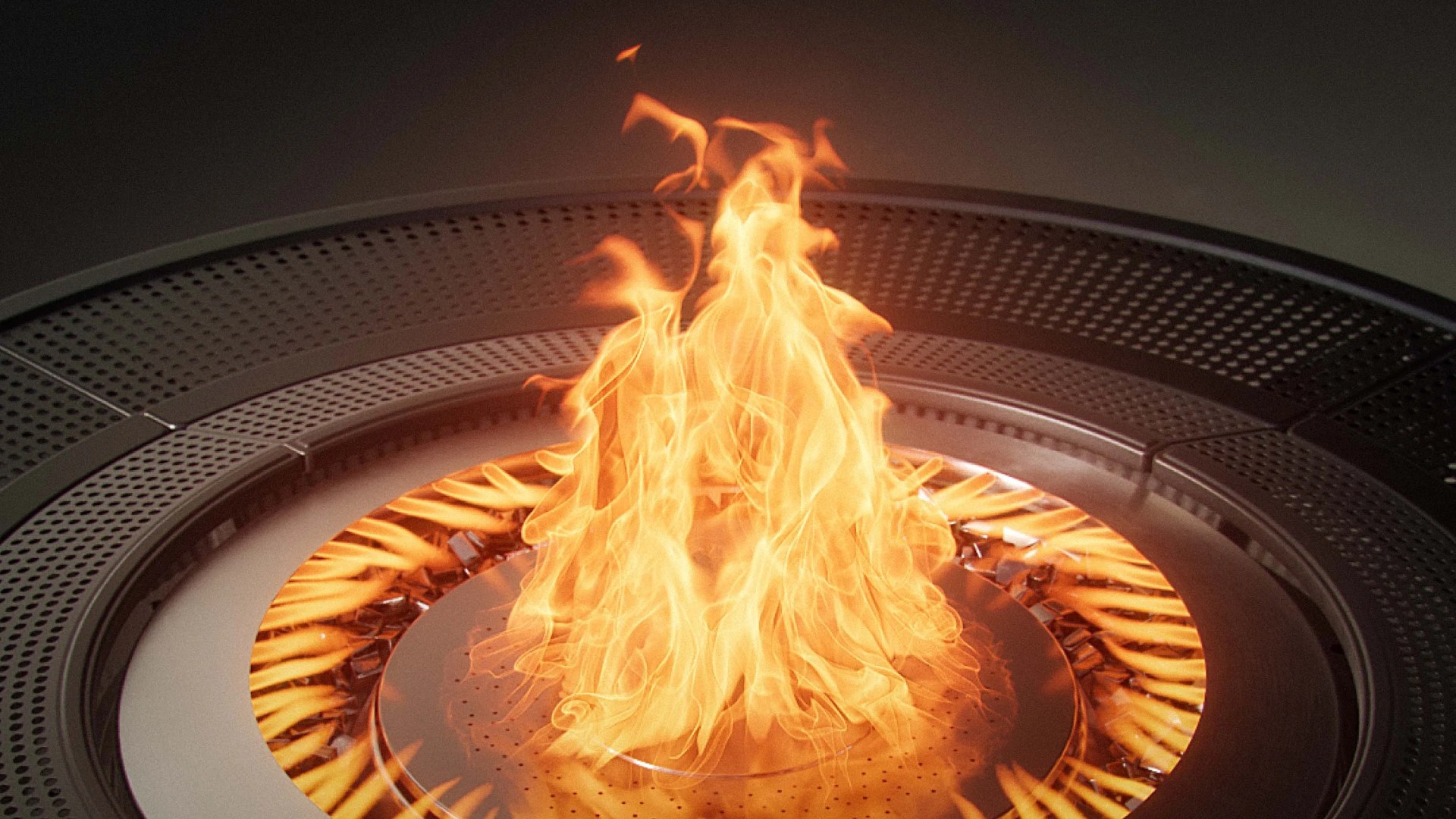 Solo Stove’s New Family-Friendly Fire Pit Is High on Vibes, Low on Hassle