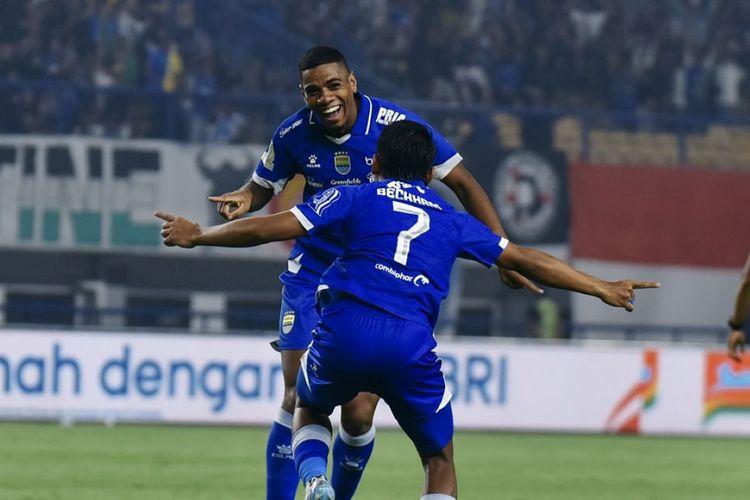 Hasil dan Klasemen Super League: Persib Nyalakan Persaingan Papan Atas, Persis Solo Tenggelam di Zon