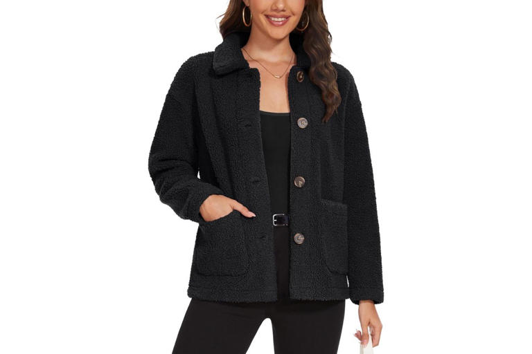 Amanda Seyfried's snazzy shacket looks oh-so-similar to this Amazon ...