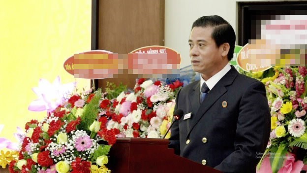 Điều tra nữ đương sự 2 lần được cựu Phó Chánh án trả lại tiền đưa hối lộ