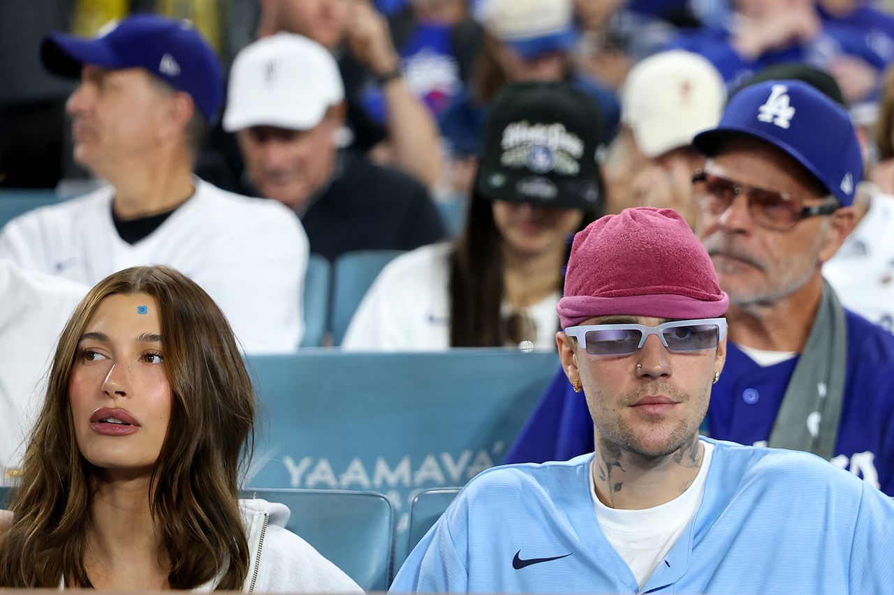 Justin and Hailey Bieber Root for Toronto Blue Jays at World Series ...
