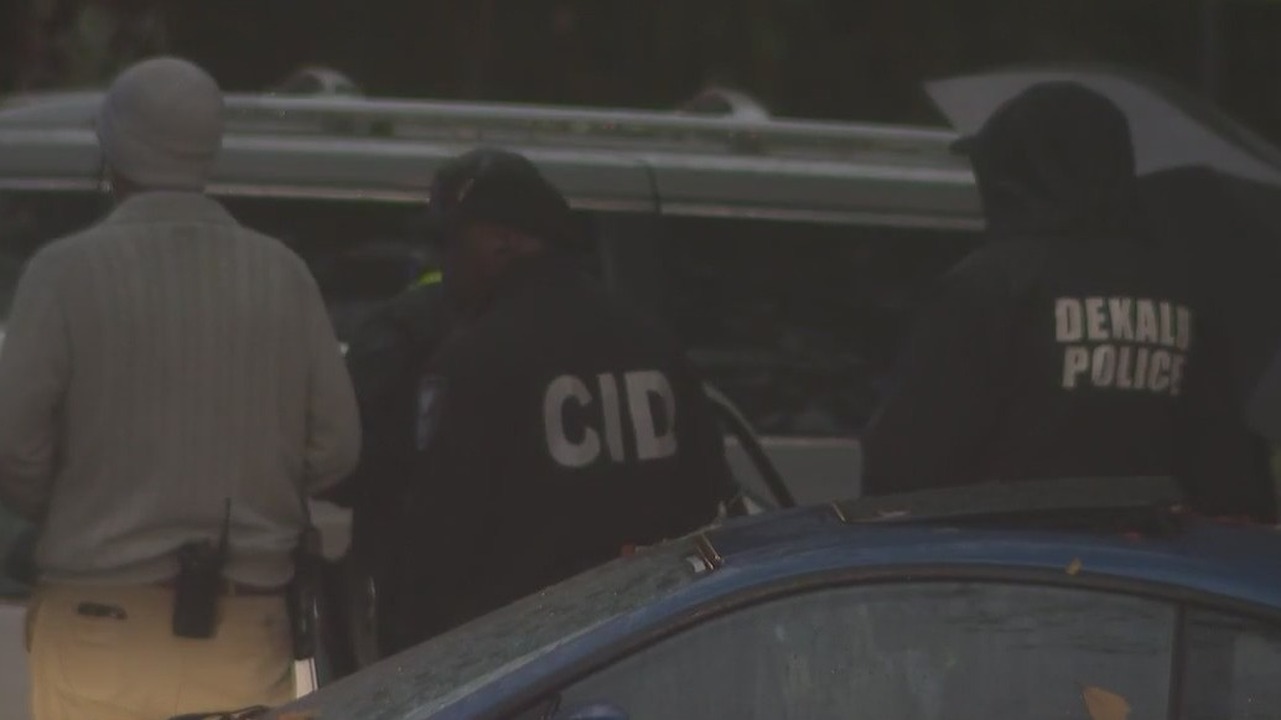 Two bodies found in car at DeKalb County apartments