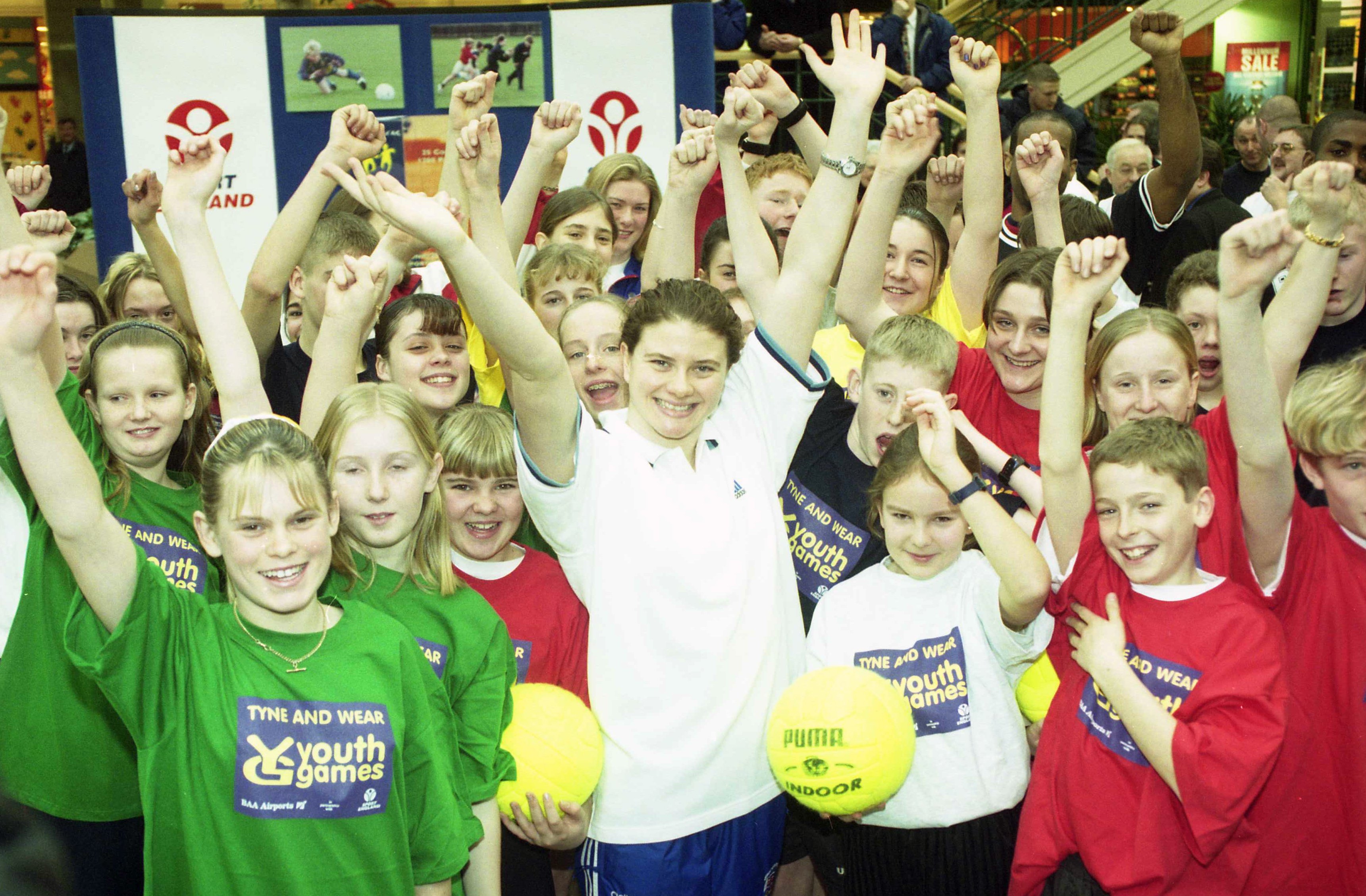 15 amazing photos of Sunderland school life in the year 2000 - with ...