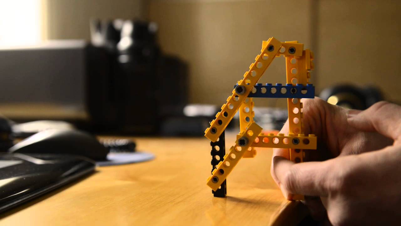 Building an inline treadle hammer out of LEGO