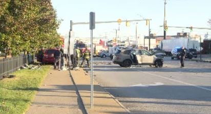Driver flees traffic stop in Lakewood, dies after causing serious crash ...