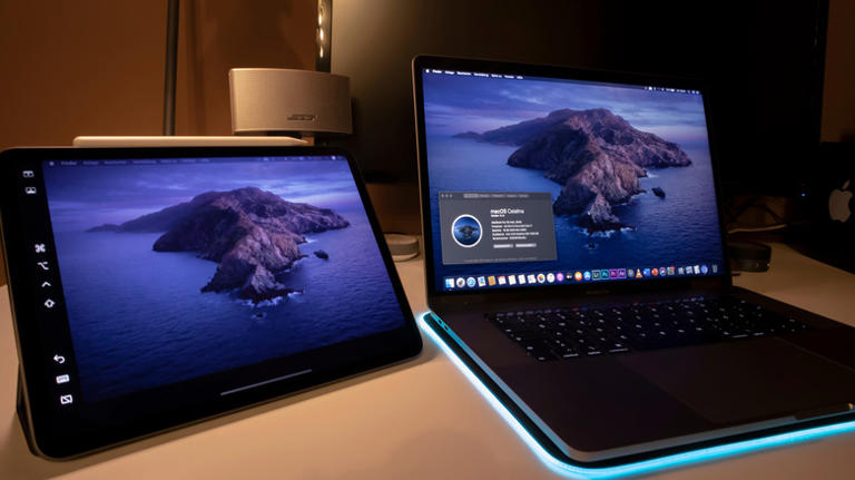 MacBook Pro with iPad Pro as second screen