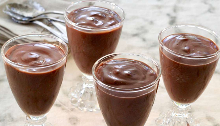 Chocolate Pudding: This sweet dish is the perfect choice to make ...