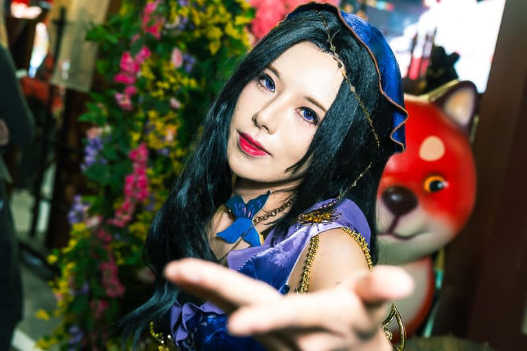 Enchanting Cosplay & Booth Companions Light Up Tokyo Game Show 2025 ...