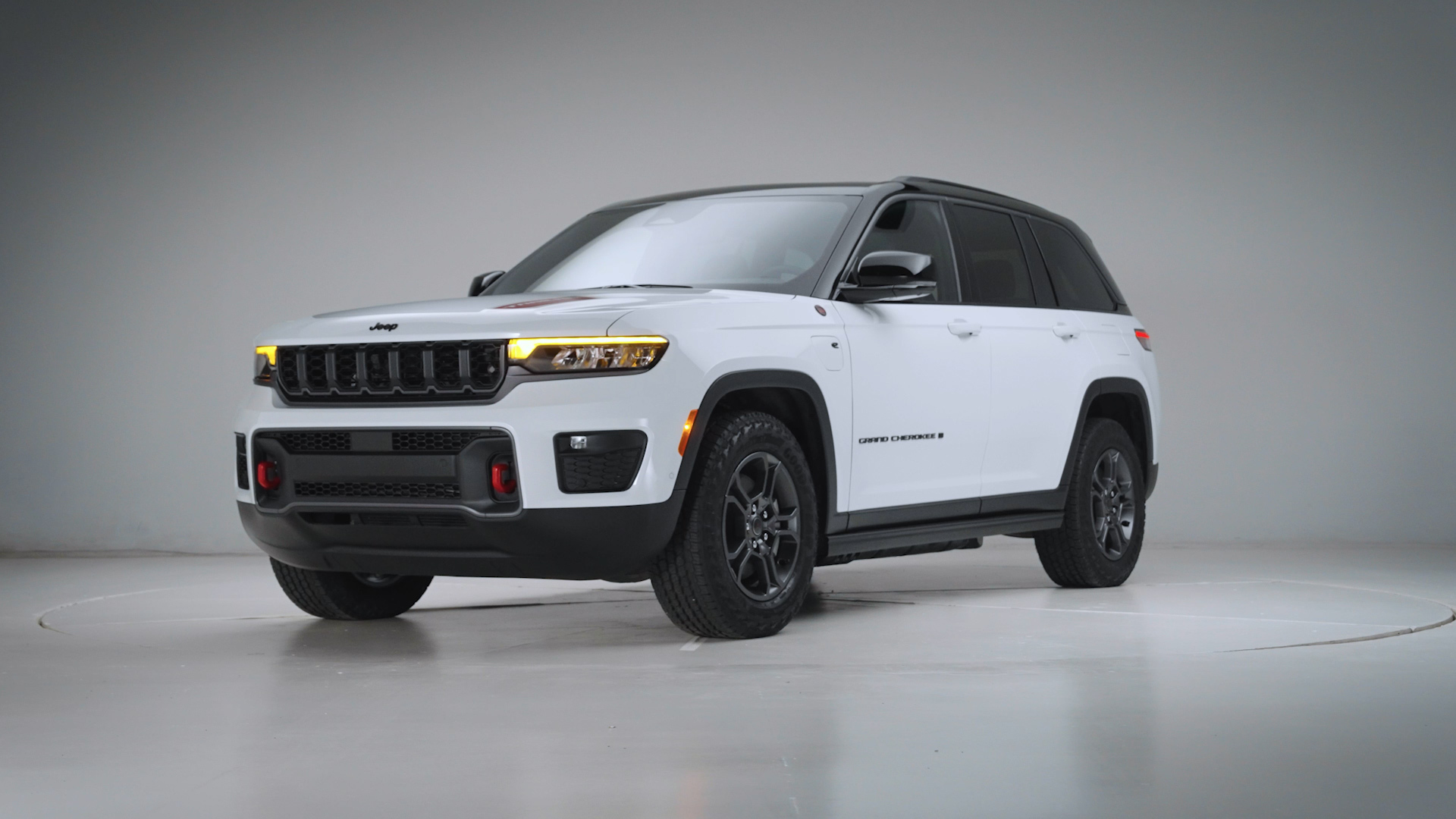 2026 Jeep Grand Cherokee adds new turbo engine, keeps plug-in hybrid