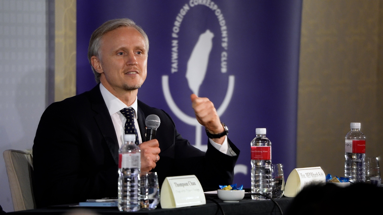 Taiwan, EU Officials Pledge to Work Together on Undersea Cables, Resilience