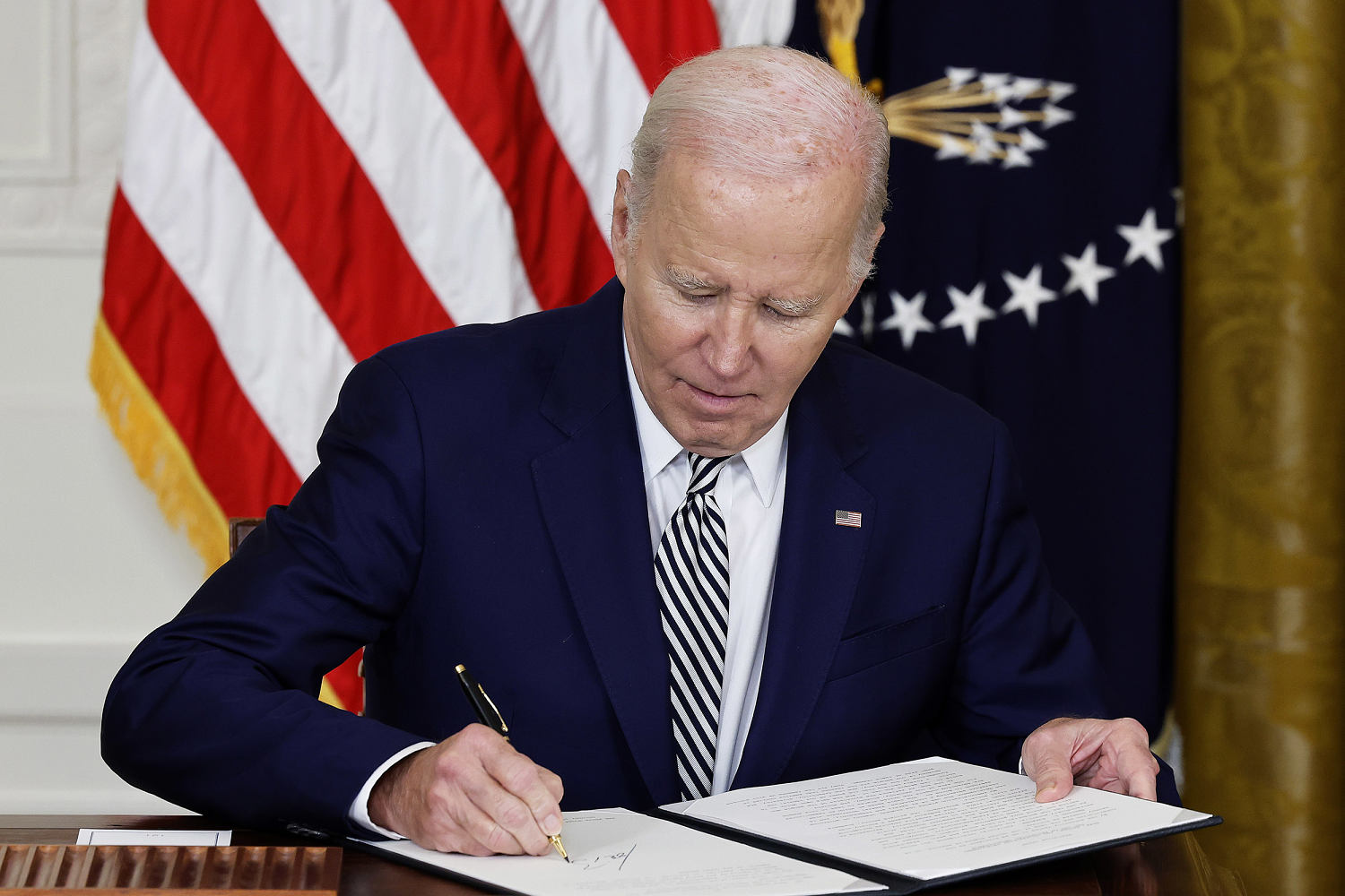 House Oversight Republicans urge DOJ to probe Biden's 'illegitimate ...
