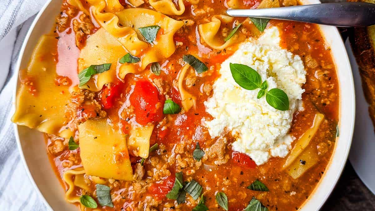 19 cozy soups & chilis so good you’ll wish for a cold snap