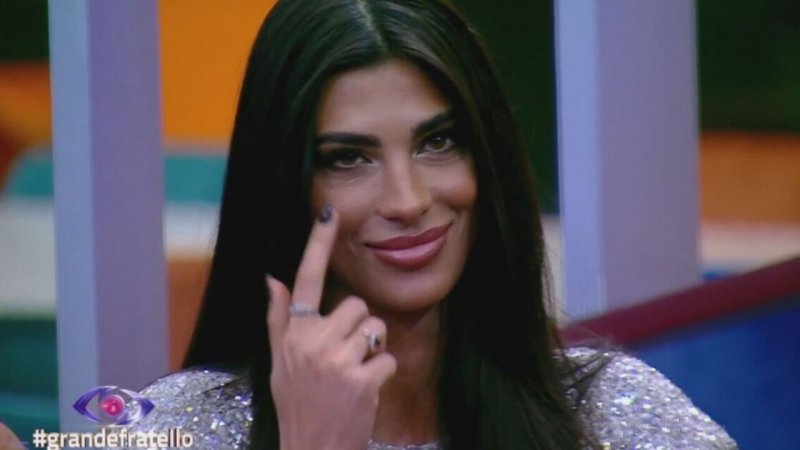 Grande Fratello, pagelle della semifinale: il ritorno di Rasha (2 ...