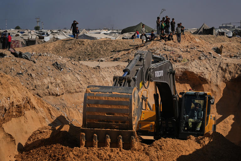 Israel-Gaza live updates: Netanyahu orders 'powerful' strikes in Gaza