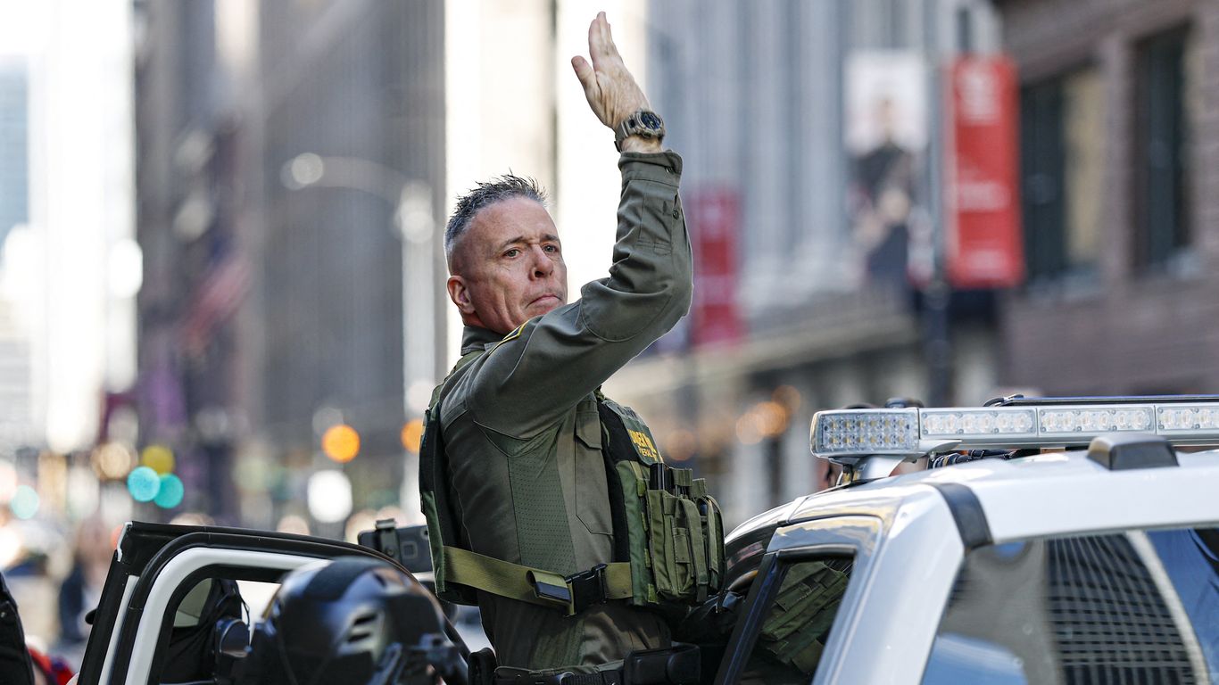 Border Patrol chief in Chicago ordered to give judge daily updates