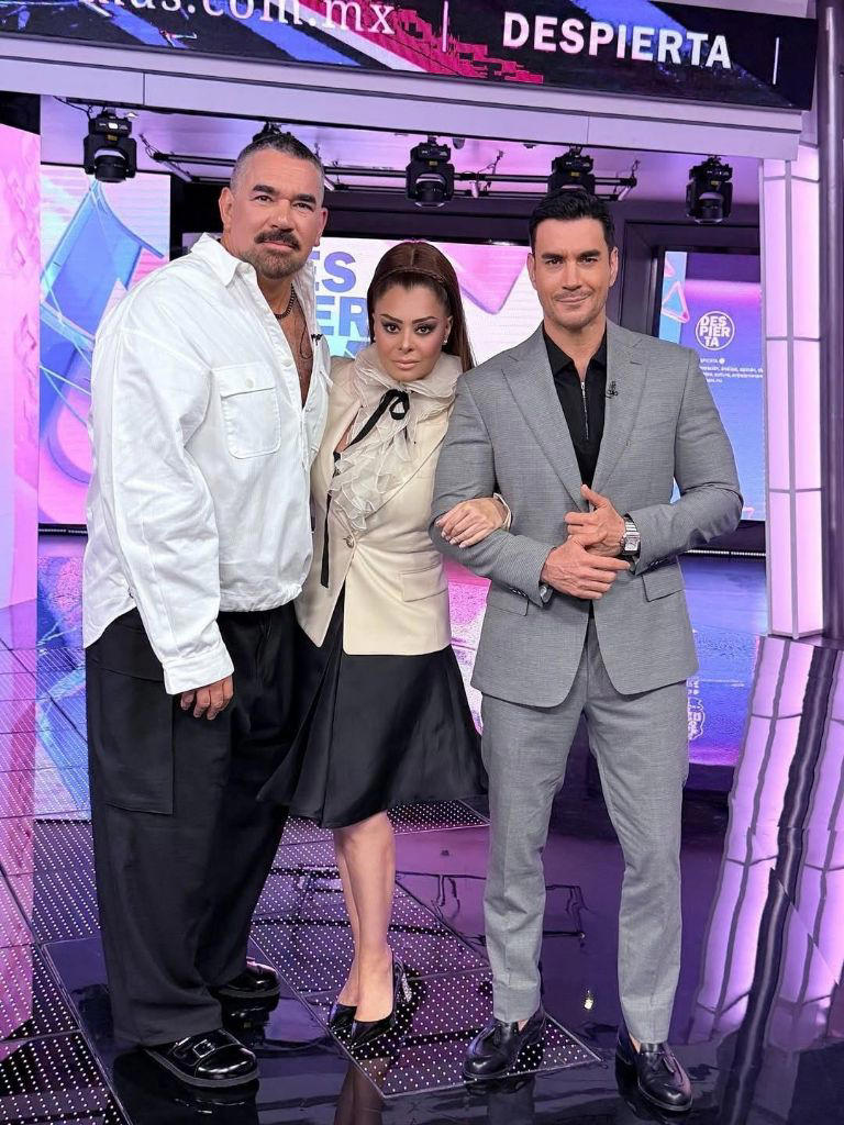 El actor es protagonista de la nueva telenovela de Televisa. Foto: Televisa