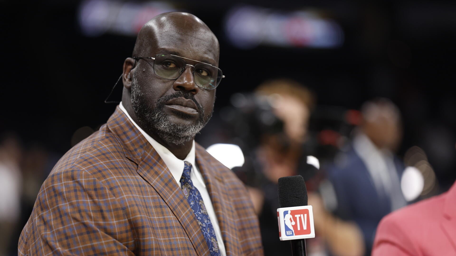 Shaquille O'Neal's custom Range Rover stolen in transport to LSU game