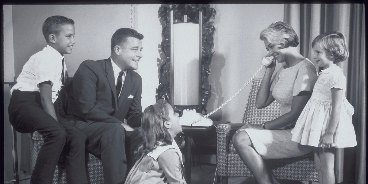 Families Are Re-Discovering Landlines (and the Joys and Freedom That ...