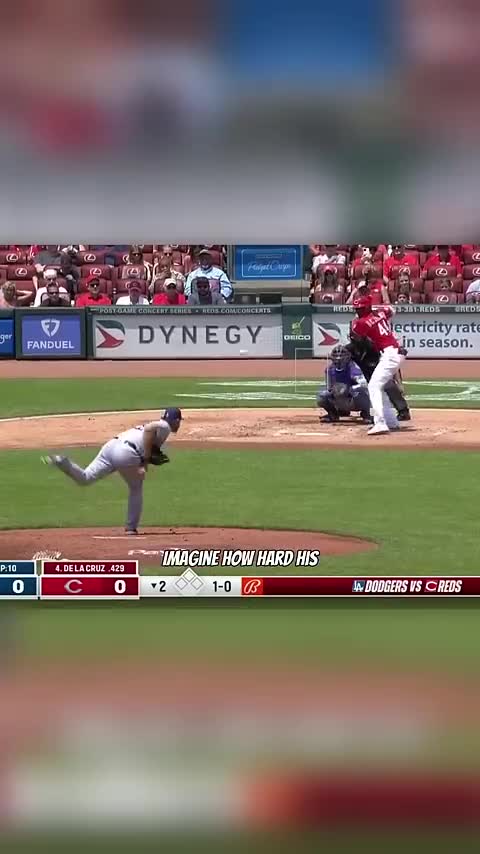 Elly De La Cruz Beating Out Routine Ground Balls