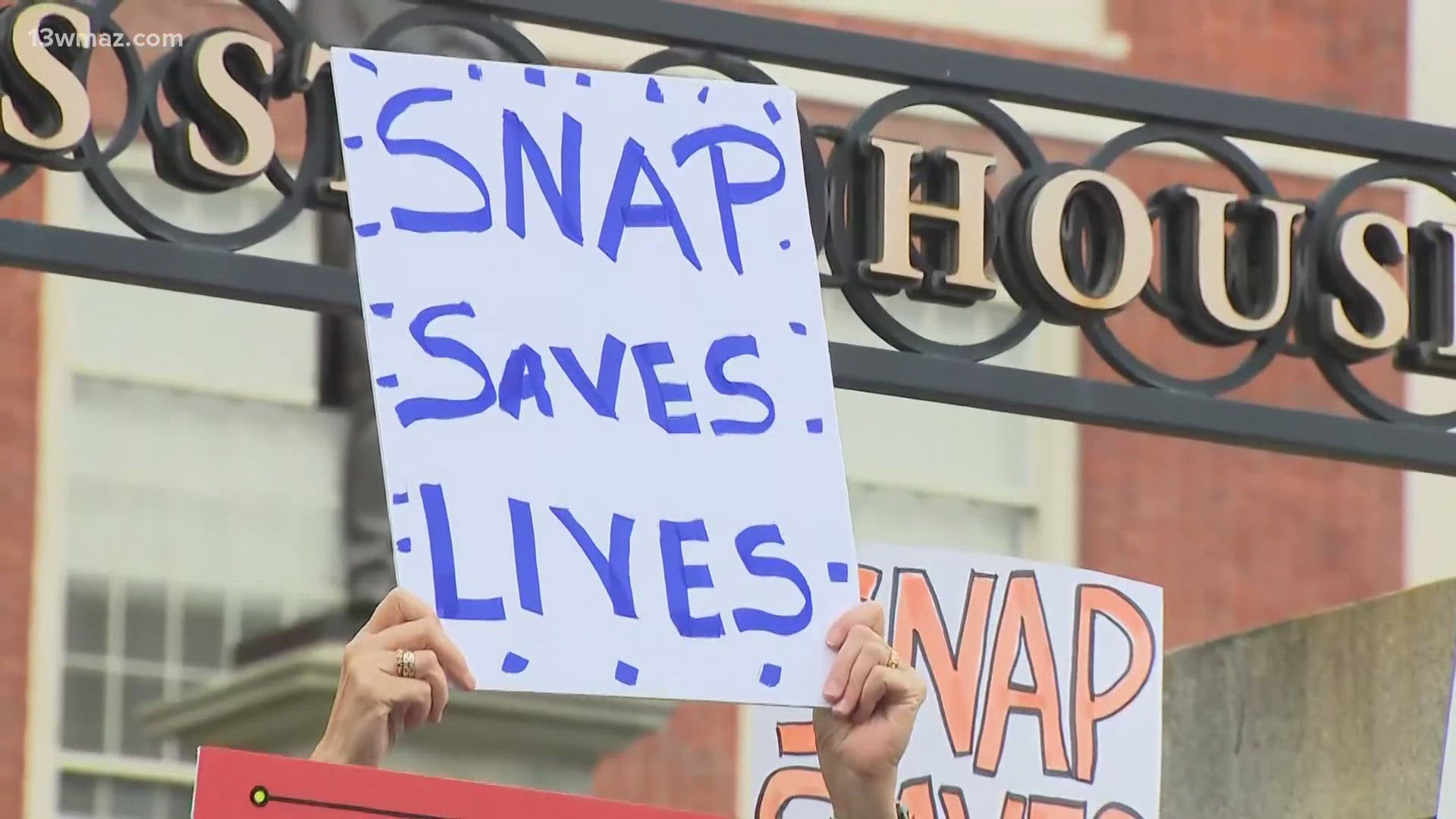 Several states and people sue USDA and President Trump for halting SNAP ...