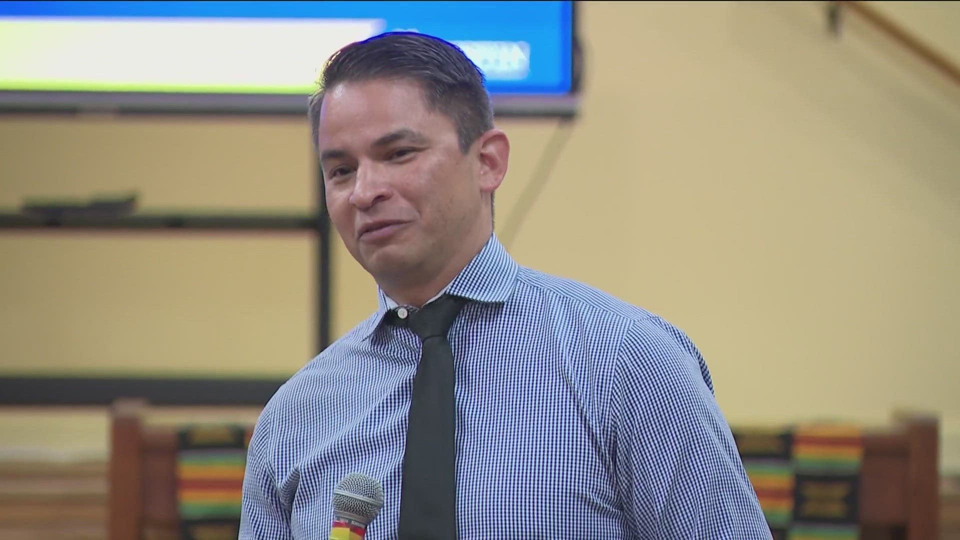 East Austin families meet with Austin ISD superintendent about ...