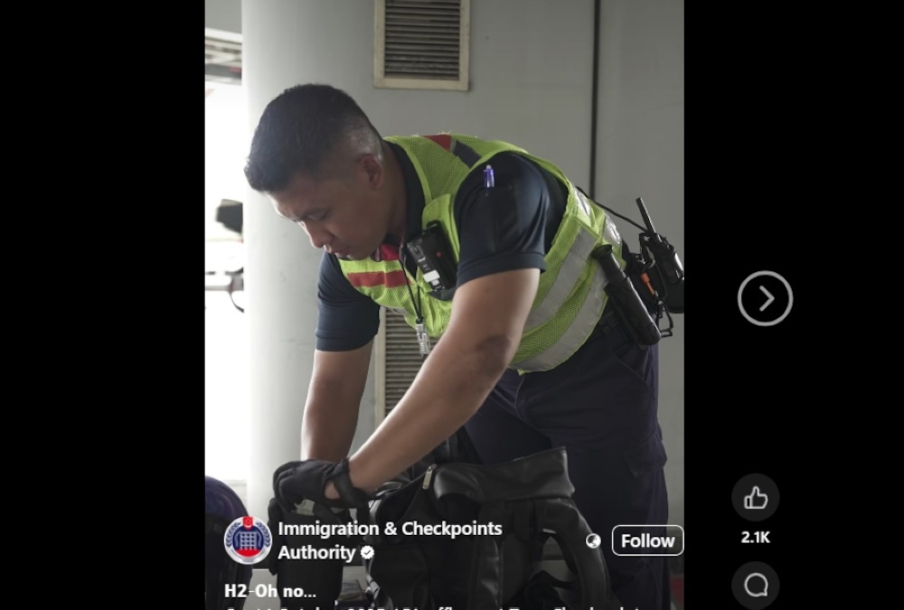Malaysian Motorcyclist Arrested at Tuas for Kratom Liquid Smuggling