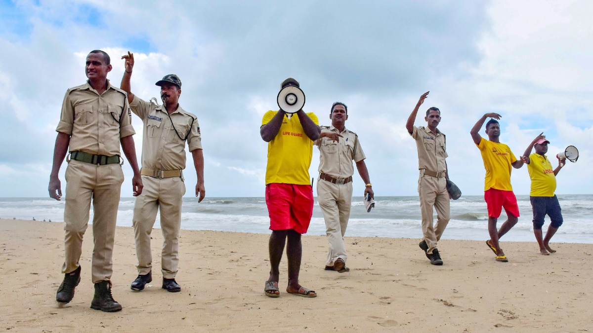 Cyclone ‘Montha’ Weakens Into Storm; Odisha Sees Heavy Rain, Yellow ...
