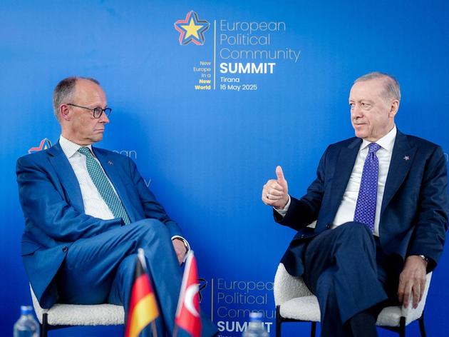 Bundeskanzler Friedrich Merz reist für einen Antrittsbesuch beim türkischen Präsidenten Recep Tayyip Erdogan nach Ankara.