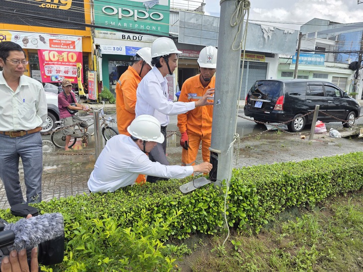 Những câu hỏi đặt ra từ vụ hai trẻ tử vong do rò điện ở công viên