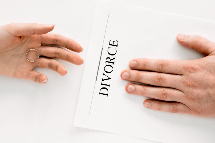 Apa Itu Gray Divorce? Perceraian di Usia Senja Setelah Puluhan Tahun Menikah