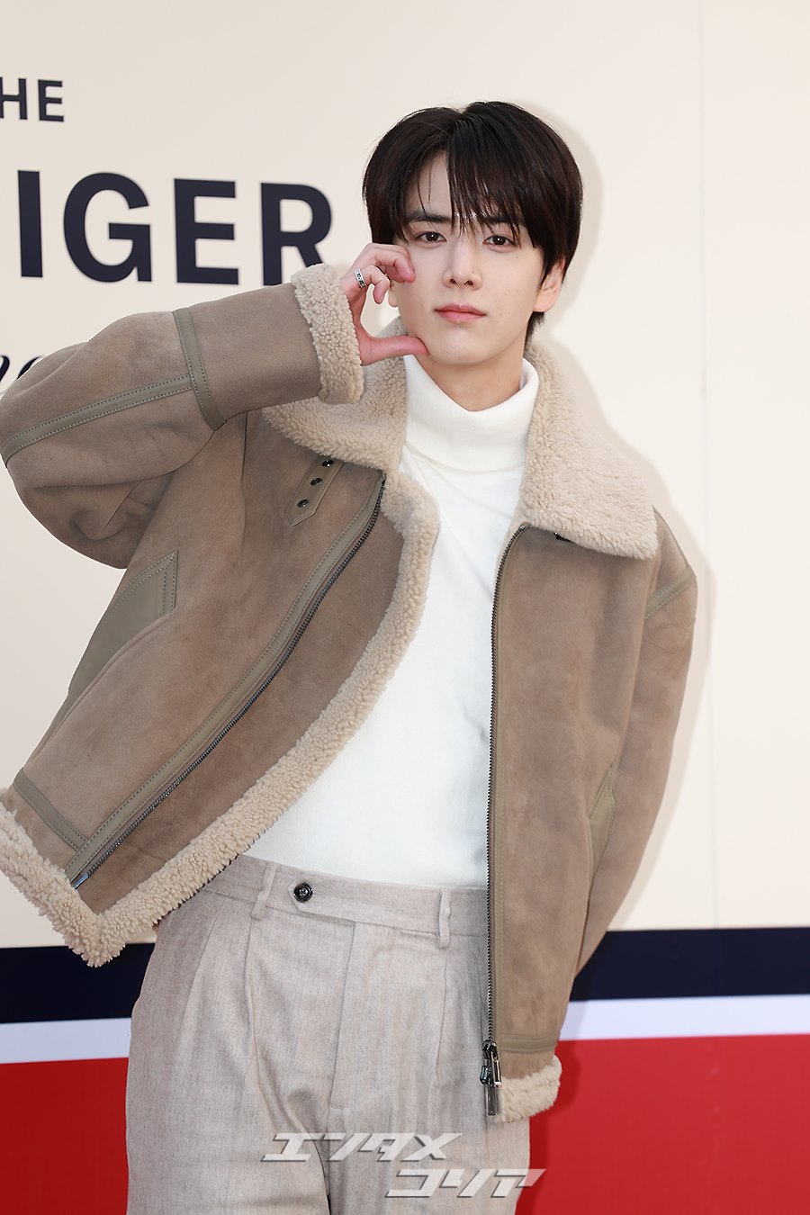 The boyz ヨンフン フォト】THE BOYZヨンフン、少女漫画の主人公のよう