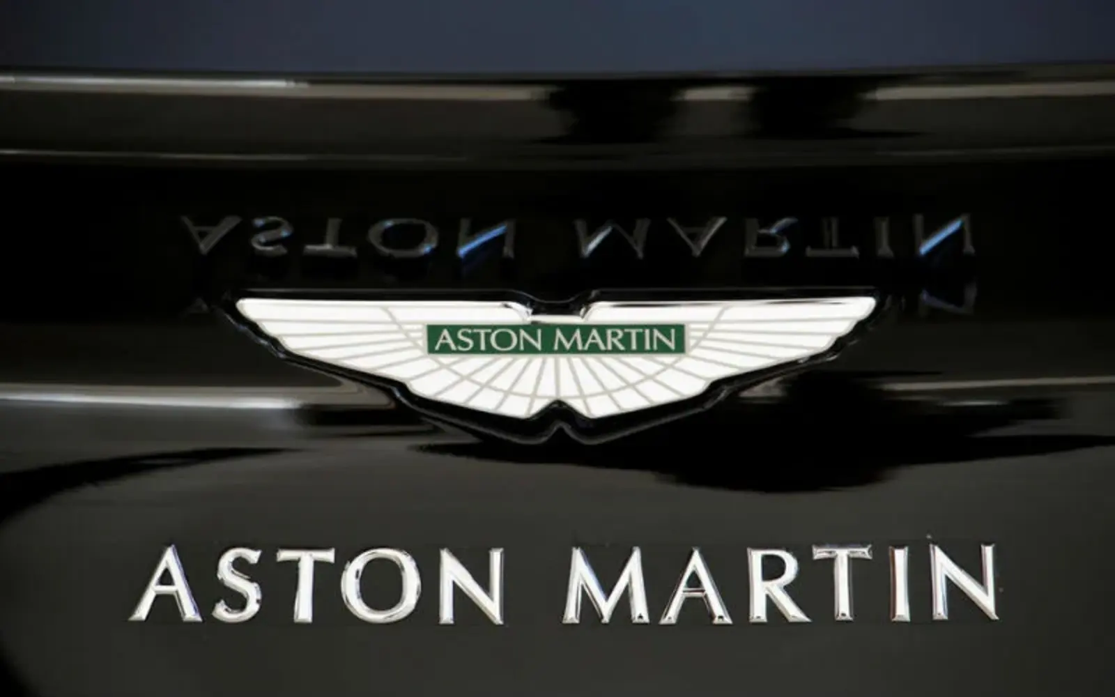 Aston Martin Cuts Investment Amid US Tariff Pressures