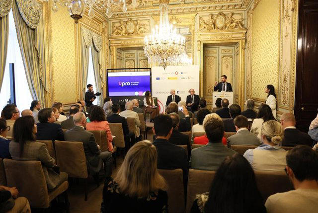 Unión Profesional presenta 'Upro', el primer programa formativo en competencias digitales de colegios profesionales.