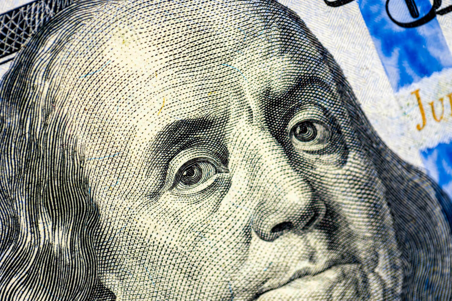 What to Know About the Key Differences Between Treasury Bills and Bonds