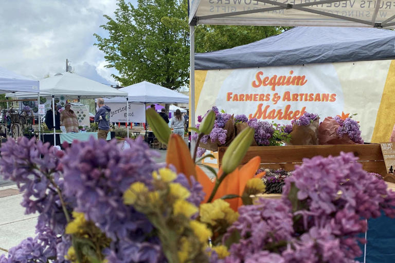 Sequim, PA farmers markets tapped for North Olympic Land Trust awards
