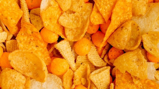 Delhi cardiologist shares 4 foods that must never enter your home ...