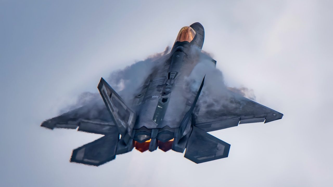 Maj. Paul Lopez, F-22 Raptor Demonstration Team commander, performs during the Chicago Air and Water Show, Aug. 17, 2019. Founded in 2007, the F-22 Demo Team showcases the unique capabilities of the world's premier fifth-generation fighter aircraft. (U.S. Air Force photo by 2nd Lt. Samuel Eckholm)