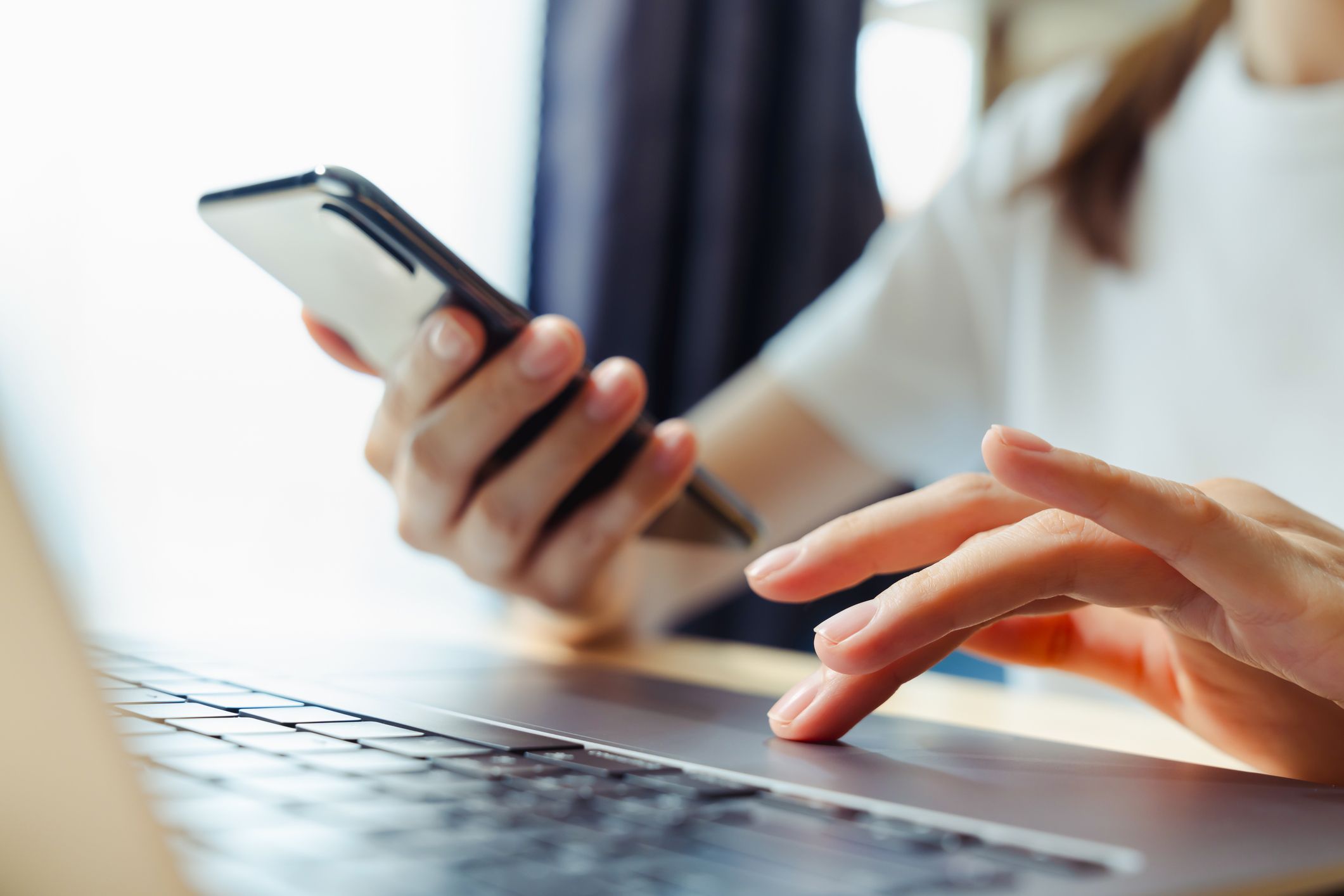 Use Windows 11 With iPhone for Calls and Messages