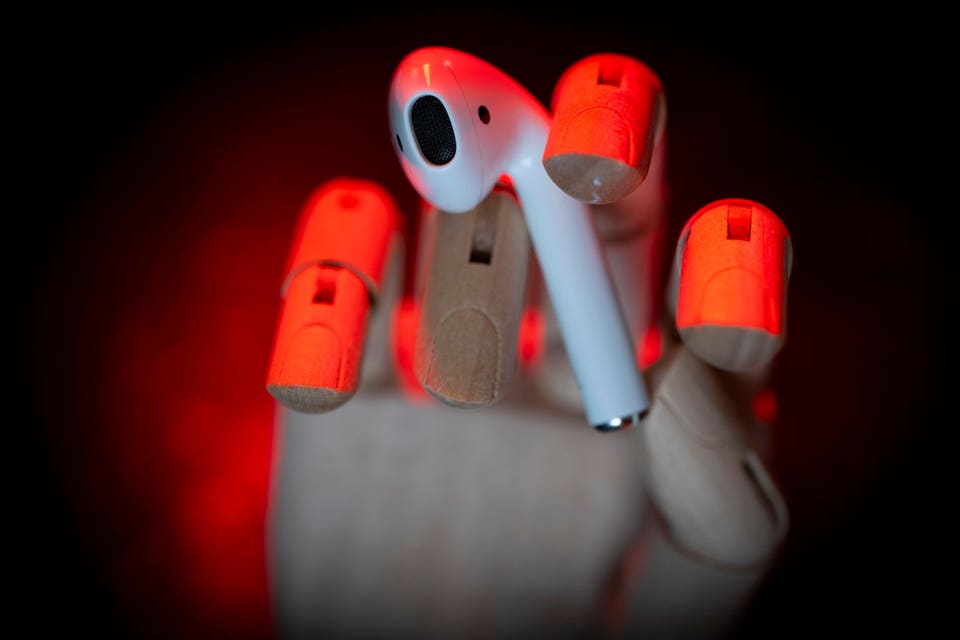 Creator Behind BillboardCharting AI ‘Artist’ Xania Defends Her