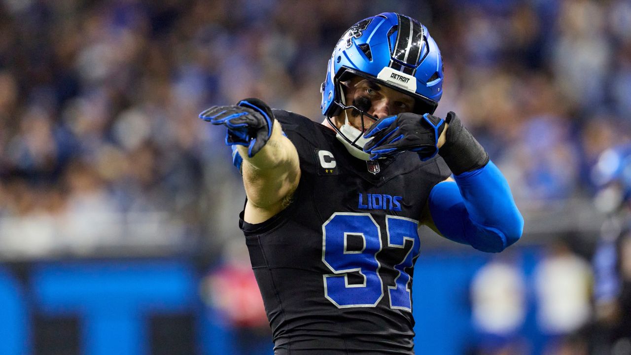 Lions Extend DE Aidan Hutchinson for Four Years, $180M