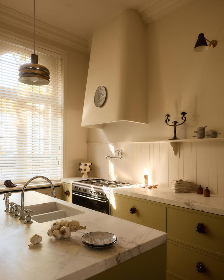 In this Sleek Historic Belgium Town House, Each Room Is Its Own Kind of ...