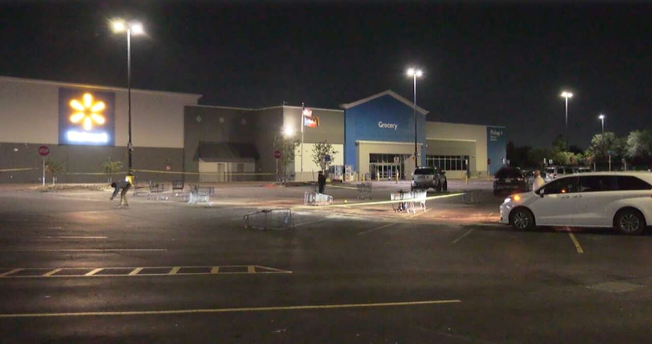 Woman shot at Walmart near Katy after reported custody dispute, HCSO says