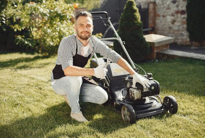20 Household Jobs Men Don't Bother Doing Anymore