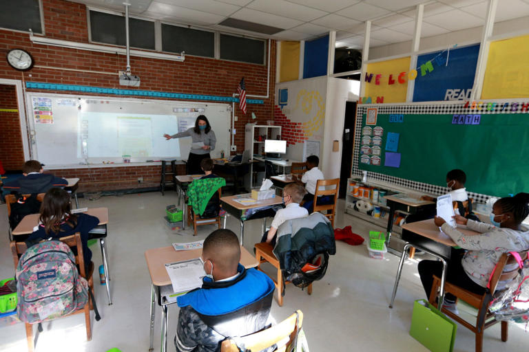 U.S. News & World Report ranked the best elementary, middle schools in ...