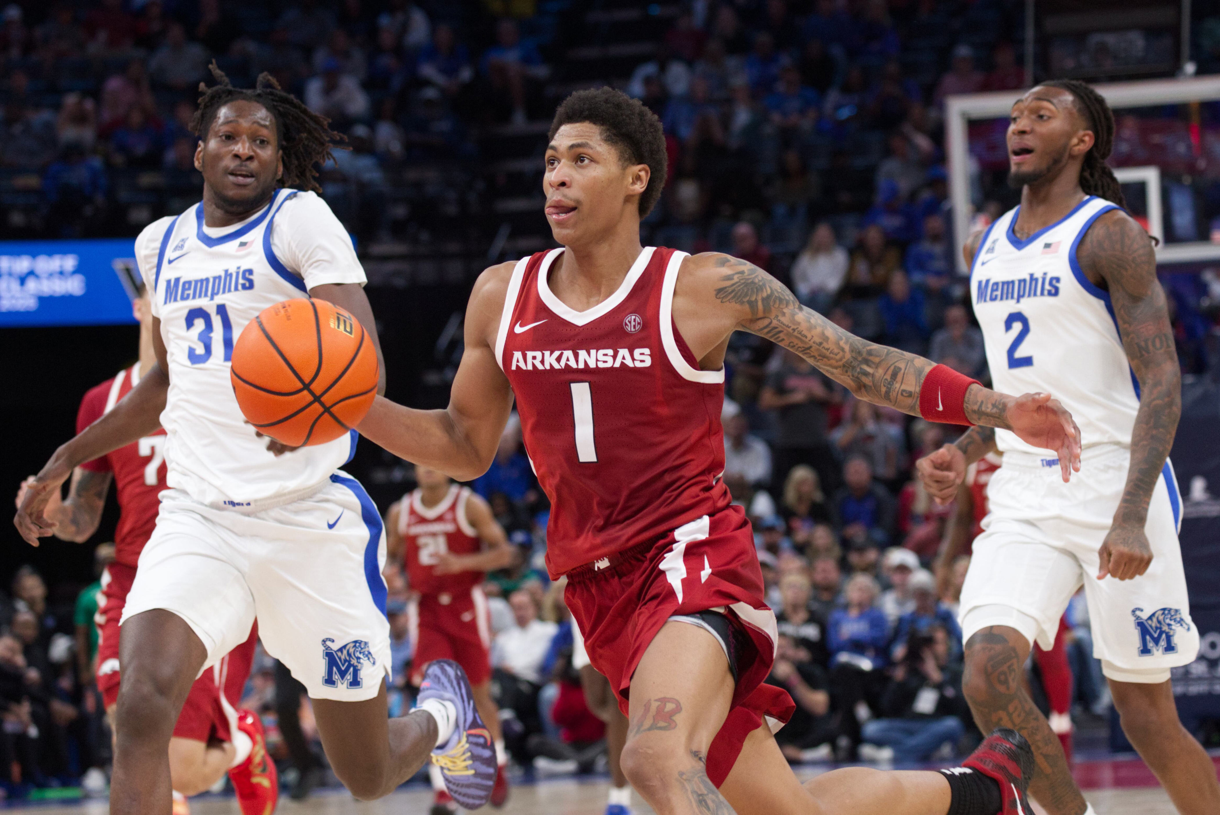 Arkansas looks to build on Sweet 16 run with 2 top freshmen and transfers