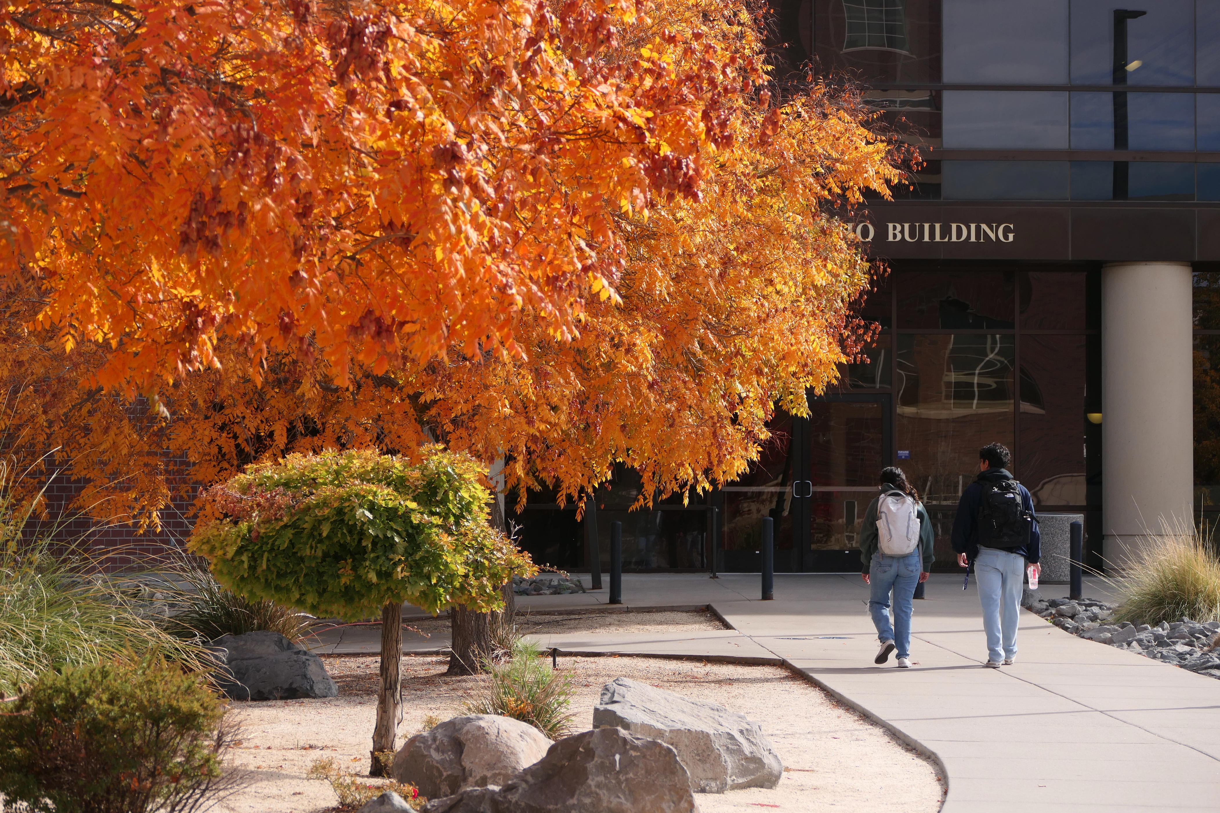 Lake Tahoe, Reno face a warmer fall. What does NOAA say about snow?