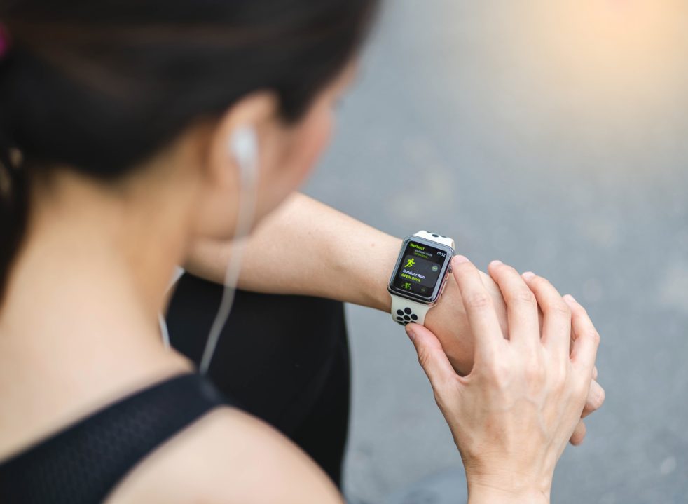 If you can finish this 7-minute bodyweight test after 60, you're in ...
