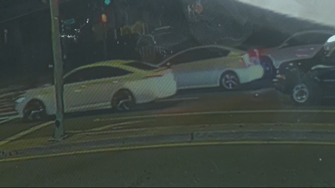 Bicyclist severely injured in hit-and-run crash in Oakland