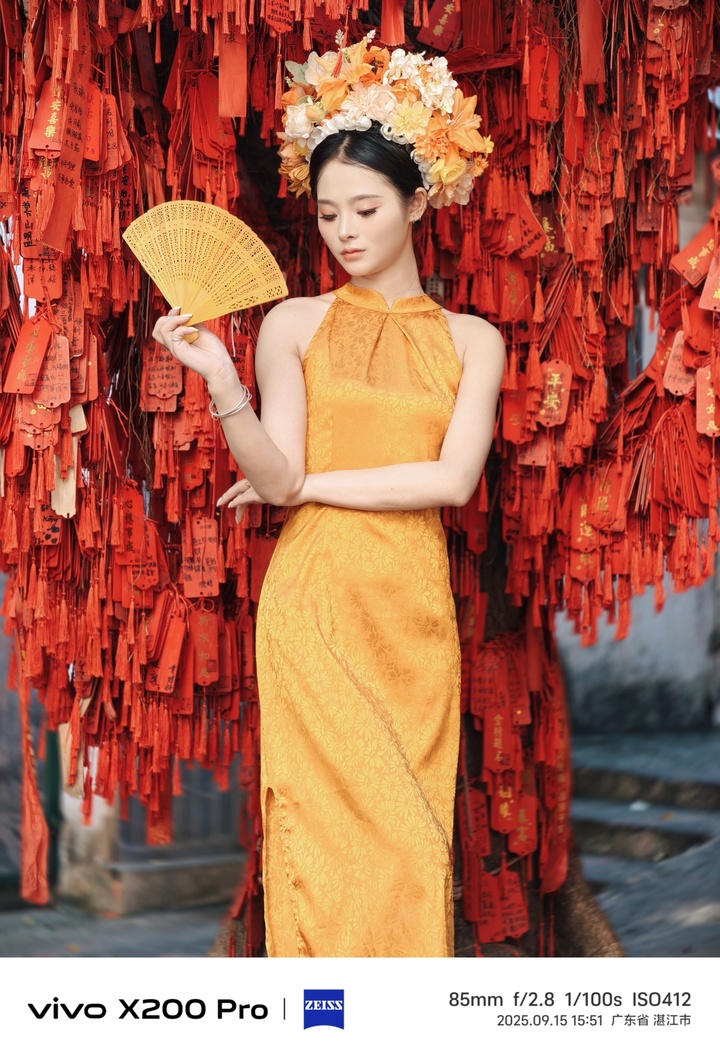 “柔是东方骨，恣是心无拘”